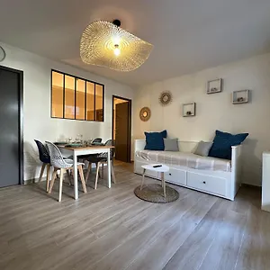 Climatise Avec Et Parking Privatif Locations Vld Camargue Appartement