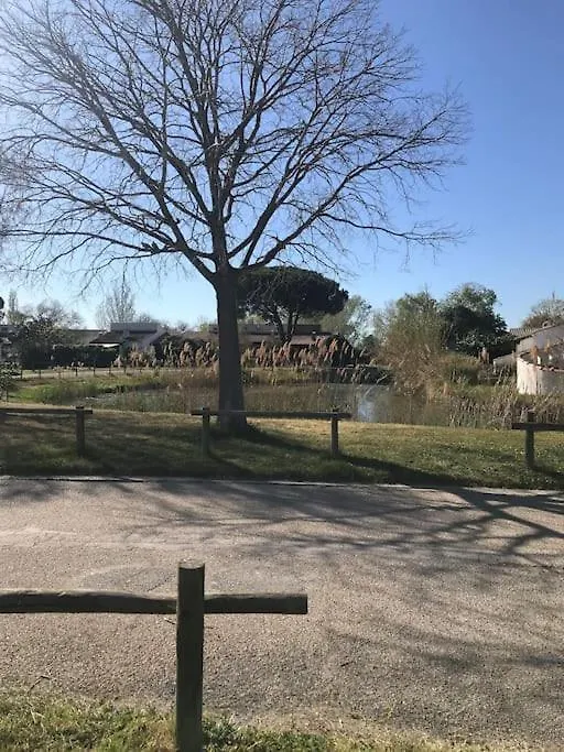 Villa Campagne Camarguaise à Les Les Saintes-Maries-de-la-Mer 0*,